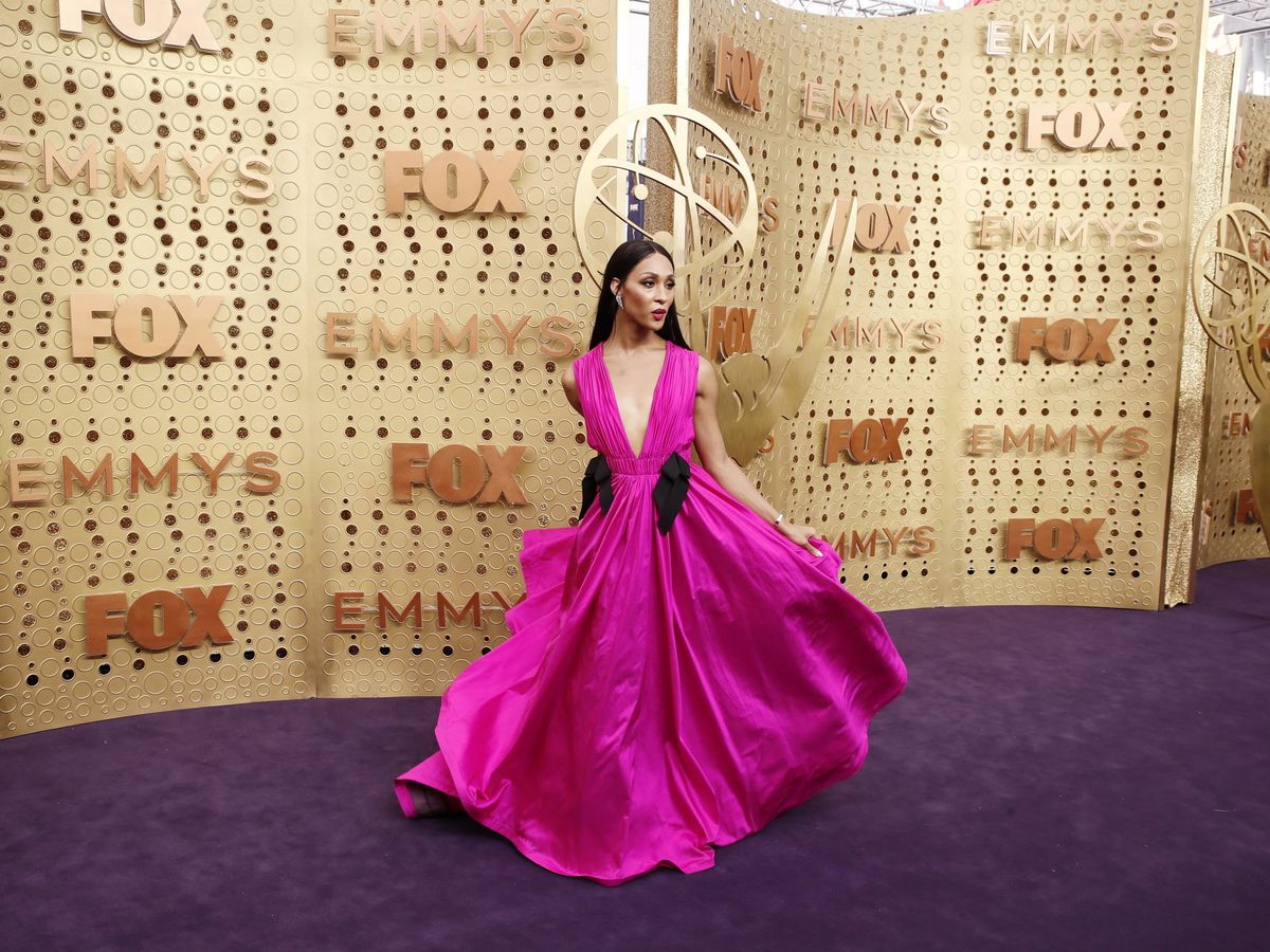 Foto: MJ Rodriguez, en los Premios Emmy de 2019. (EFE)
