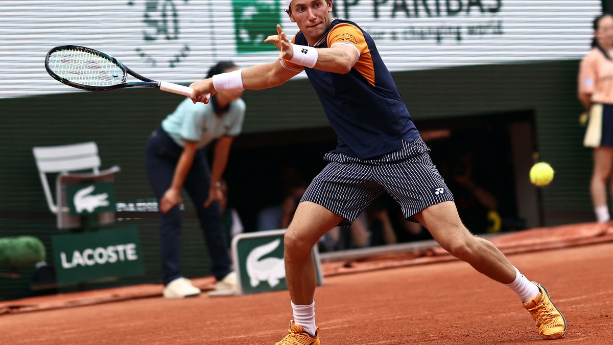 El puntazo de Ruud frente a Djokovic que levantó a todo Roland Garros