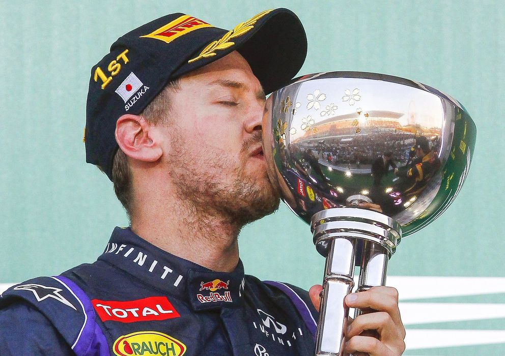 Foto: Sebastian Vettel celebra la victoria en el GP de Japón. (EFE)