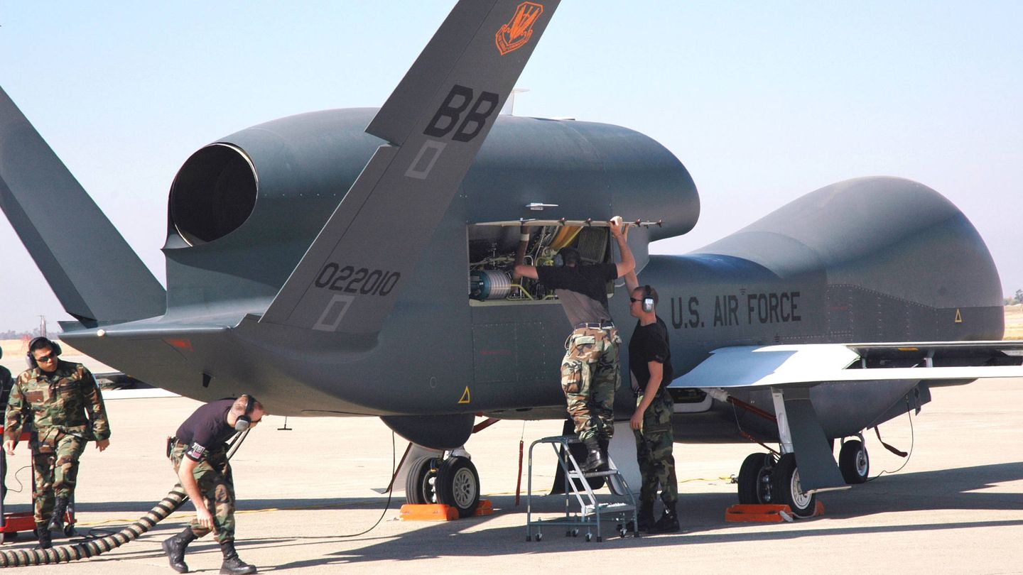 El dron de EEUU Global Hawk. (Foto: US Navy)