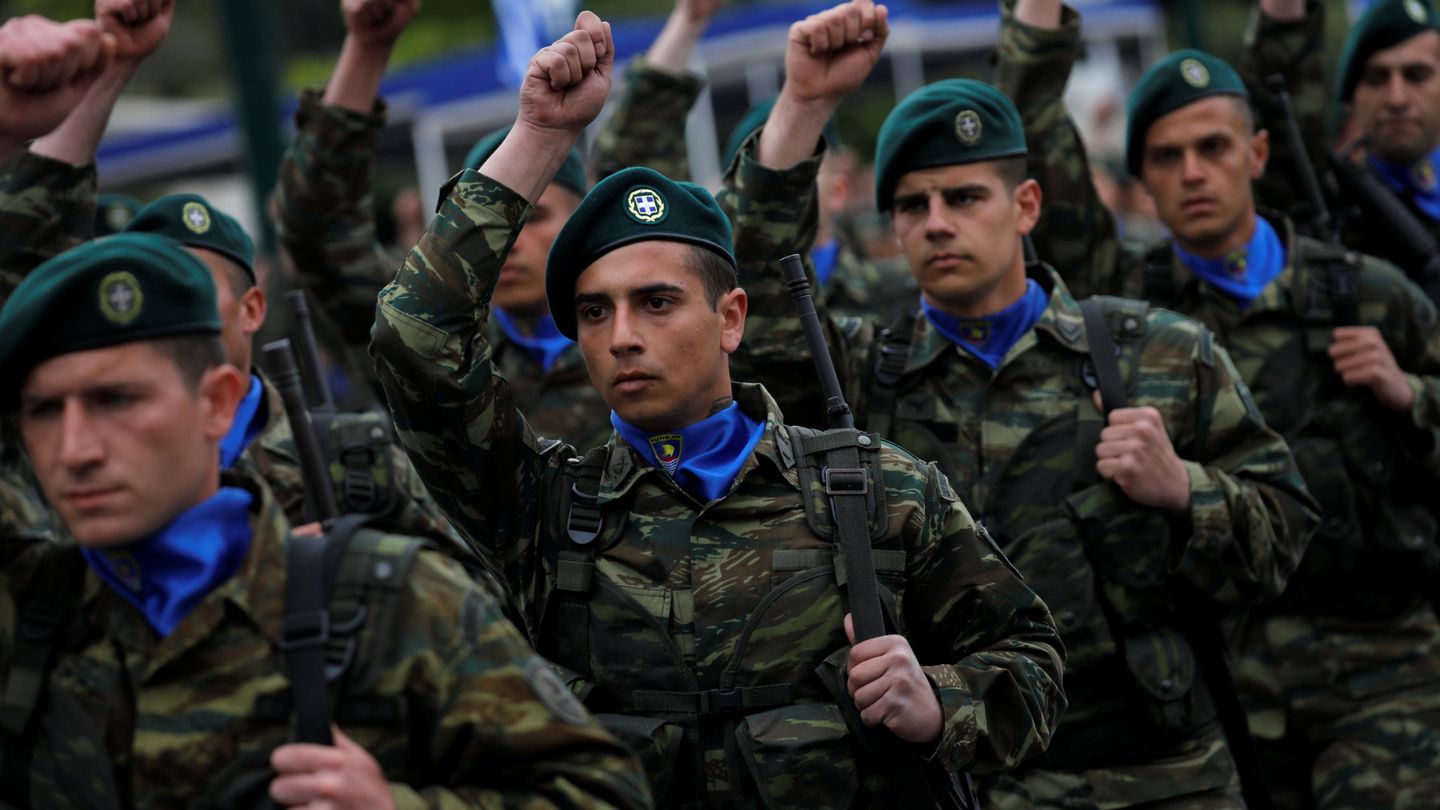 Fuerzas Especiales del Ejército Heleno marchan durante el Día de la Independencia de Grecia, el 25 de marzo de 2018. (Reuters)