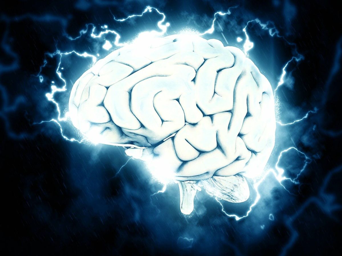 Foto: Una nueva investigación sugiere que lo que hace únicos a los superancianos son sus grandes neuronas. (Pixabay)