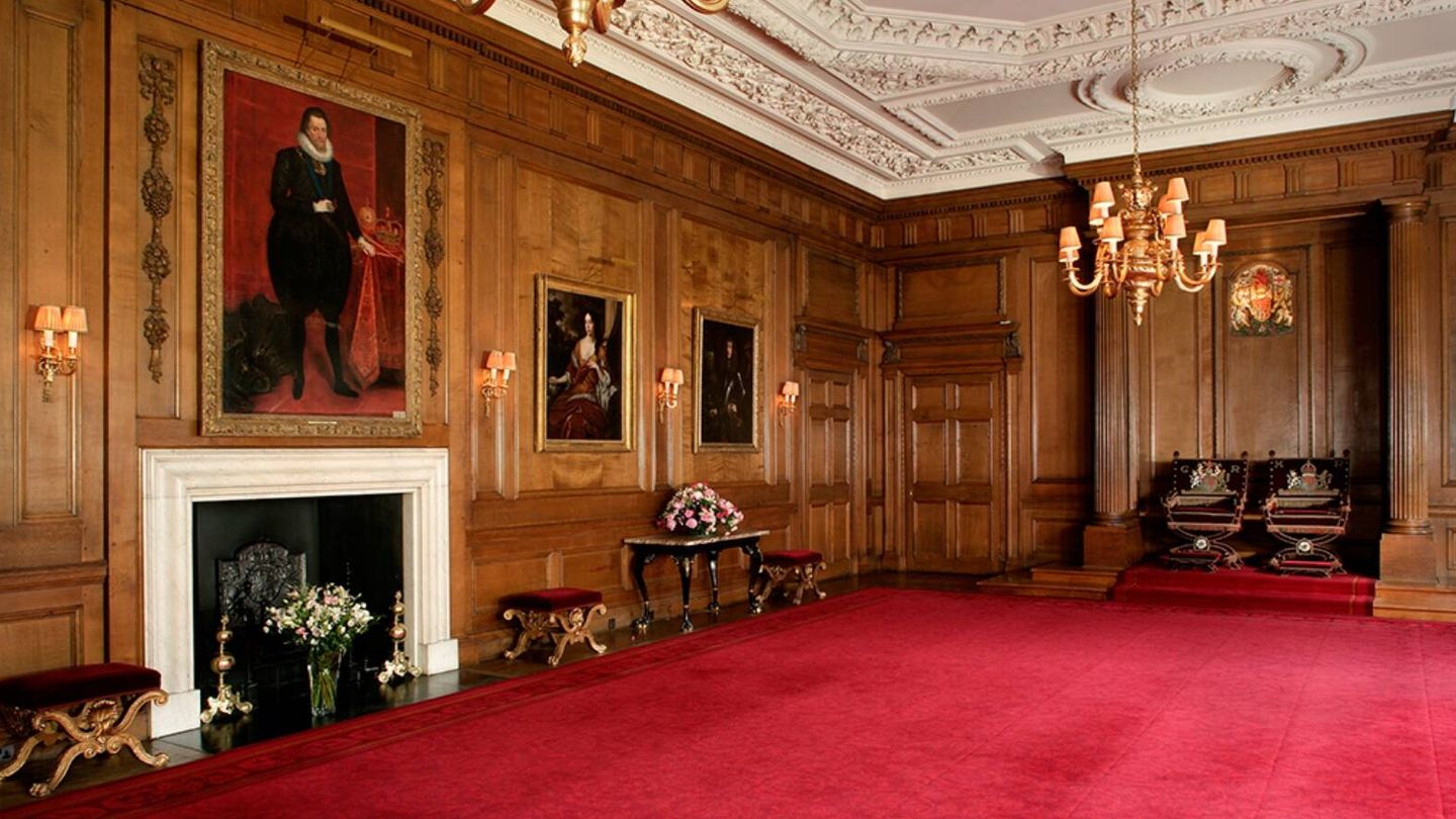 Salón del trono del palacio de Holyrood, en Escocia, residencia de María Estuardo e Isabel II. (Cortesía/Royal Collection Trust)