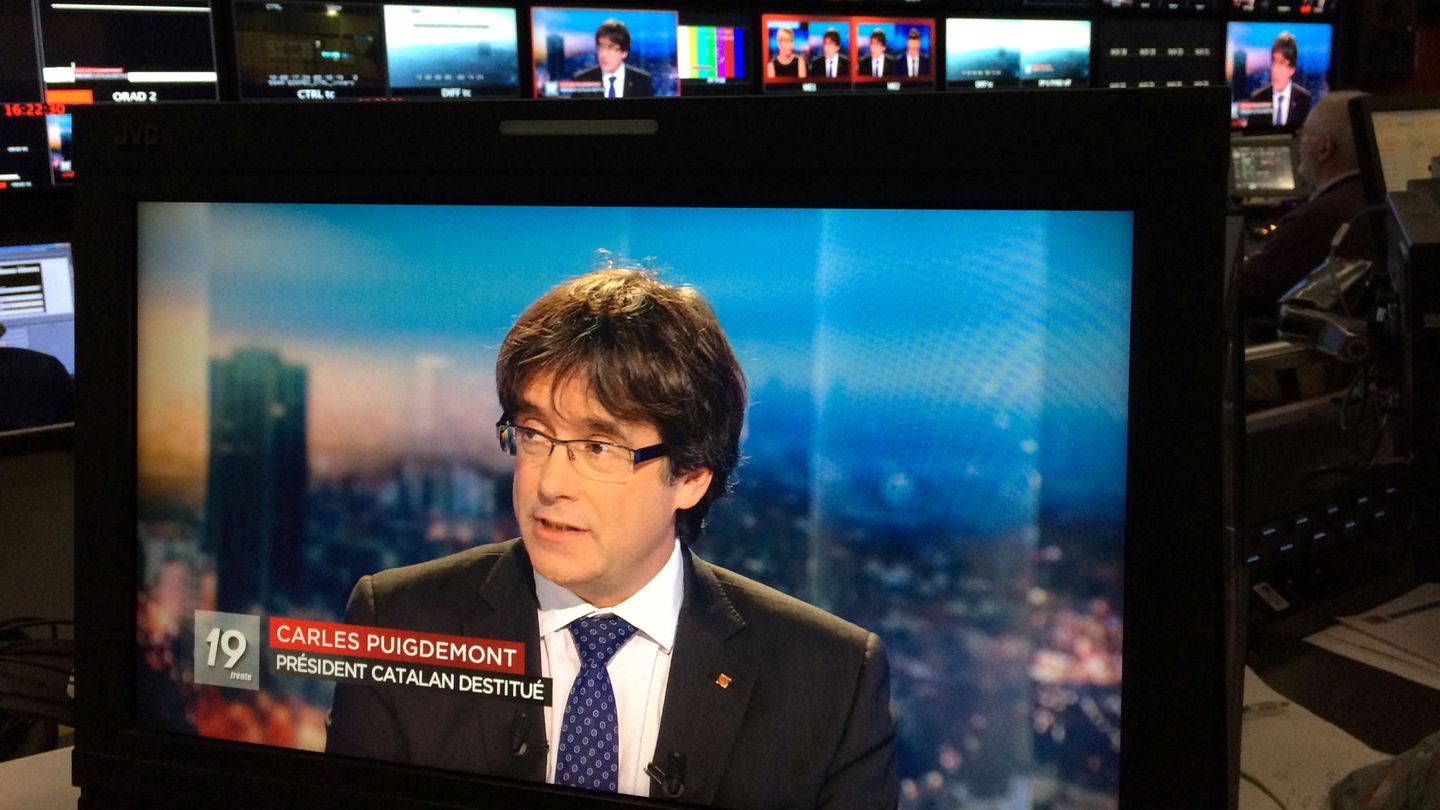 Carles Puigdemont en la televisión belga. (Reuters)