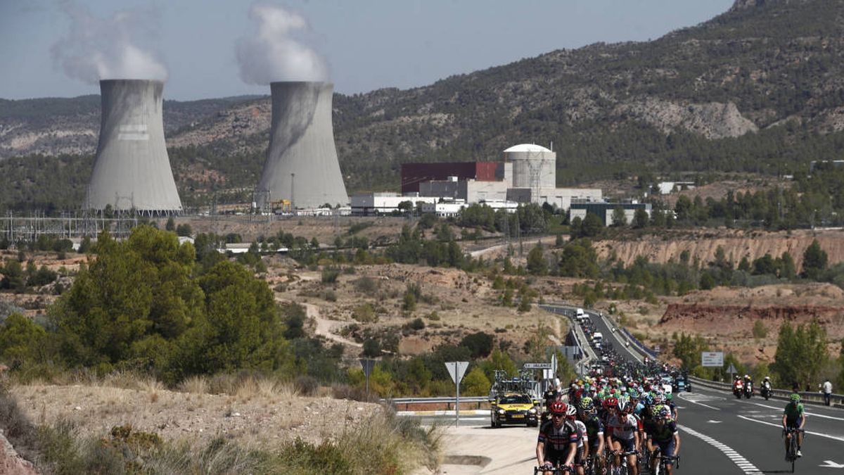 Las nucleares se ponen al ralentí ante el alza de impuestos y el hundimiento de la luz
