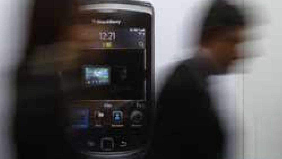 RIM, el fabricante de BlackBerry, despedirá a 2.000 trabajadores