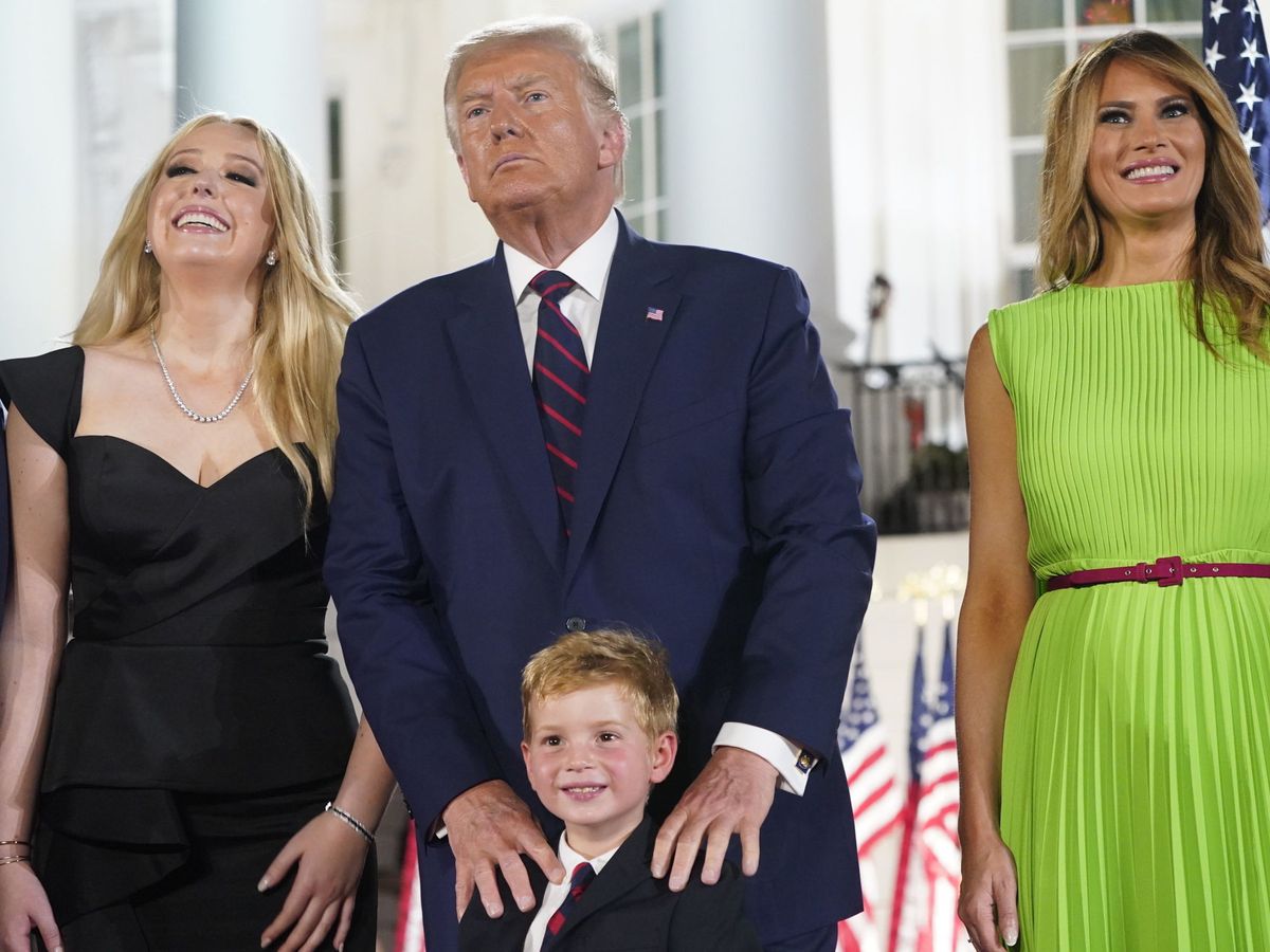 Foto: Trump, junto a Melania y su hija Tiffany. (EFE)