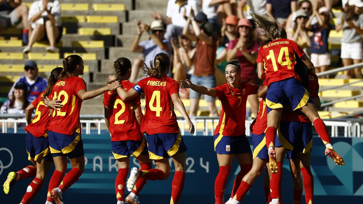 Aitana, en modo líder: España debuta con victoria en un partido regular ante Japón (2-1)