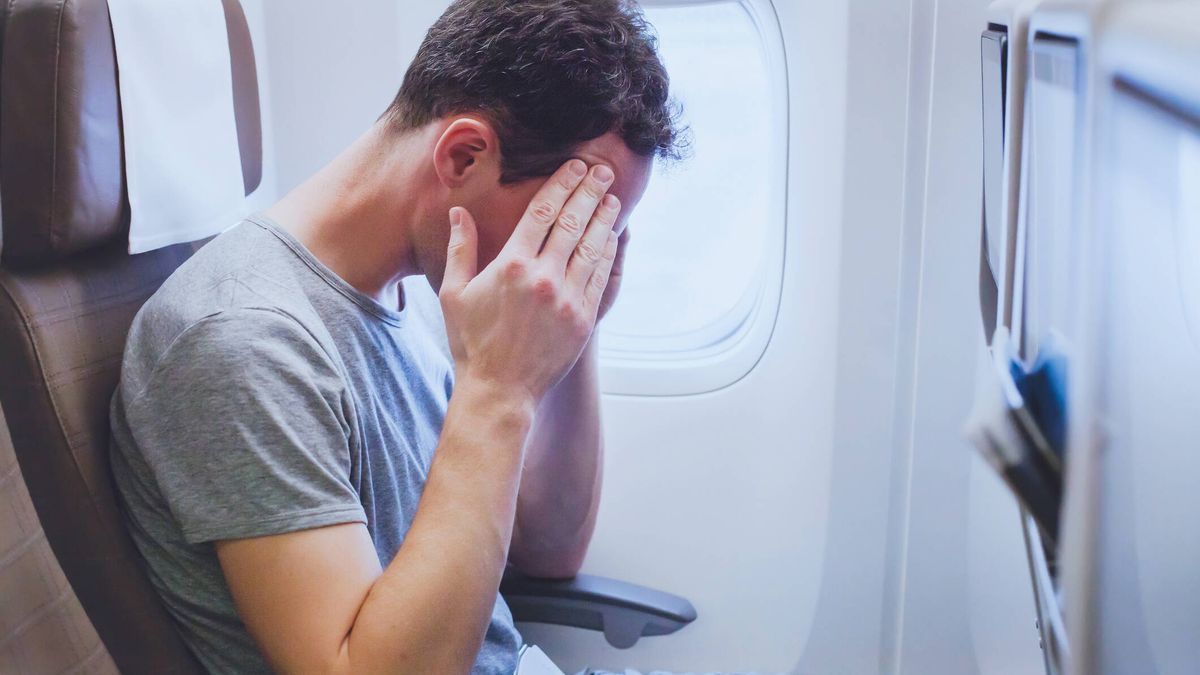 Cinco formas de reducir el estrés cuando viajas en avión