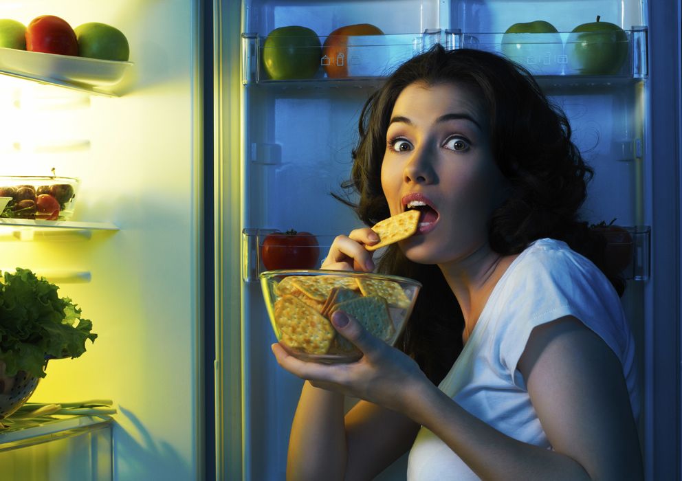 Foto: A veces comemos más de lo que debemos sin darnos cuenta. (iStock)