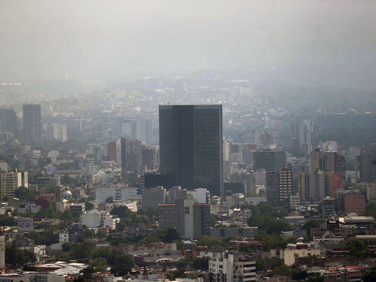 Foto: Es importante tener en cuenta que la contaminación del aire también está profundamente relacionada con el cambio climático (EFE/Sáshenka Gutiérrez). 