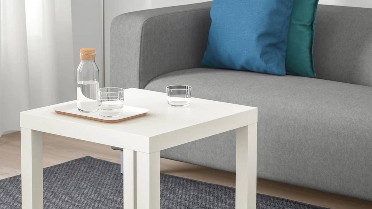 La historia de la mesa Lack, el clásico de Ikea que rebaja su precio