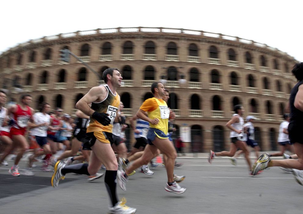 Foto: La Maratón de Valencia es una de las más célebres de toda España. (Efe/Manuel Bruque)
