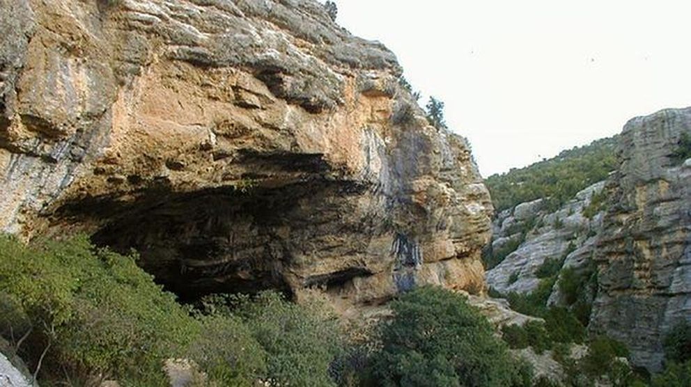 Entrada a la Cueva de Chaves.