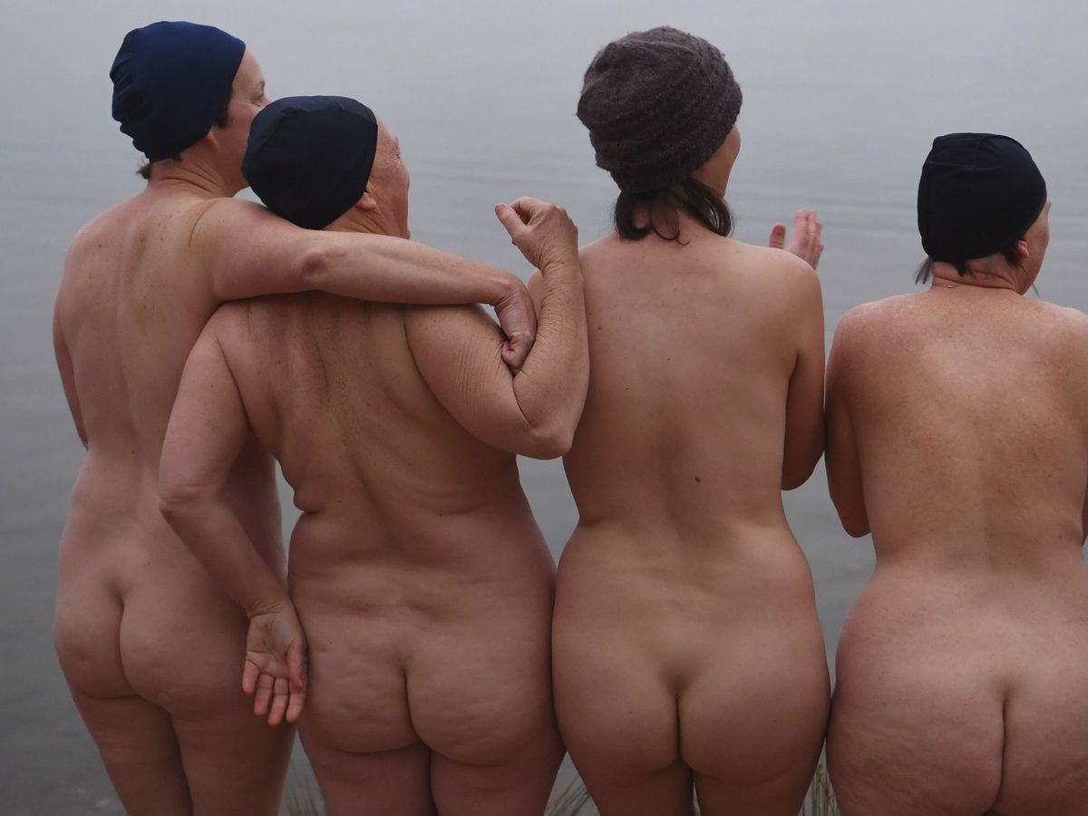 Foto: Baño nudista benéfico para celebrar el solsticio de invierno en Australia