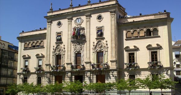 Foto: El ayuntamiento de Jaén es el peor pagador de la administración local española.
