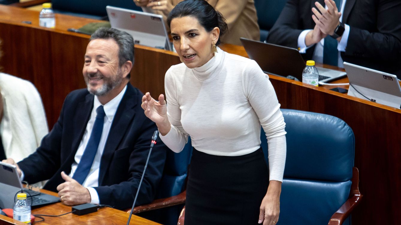 Foto: Rocío Monasterio, durante un pleno en la Asamblea de Madrid. (EFE/Daniel González)