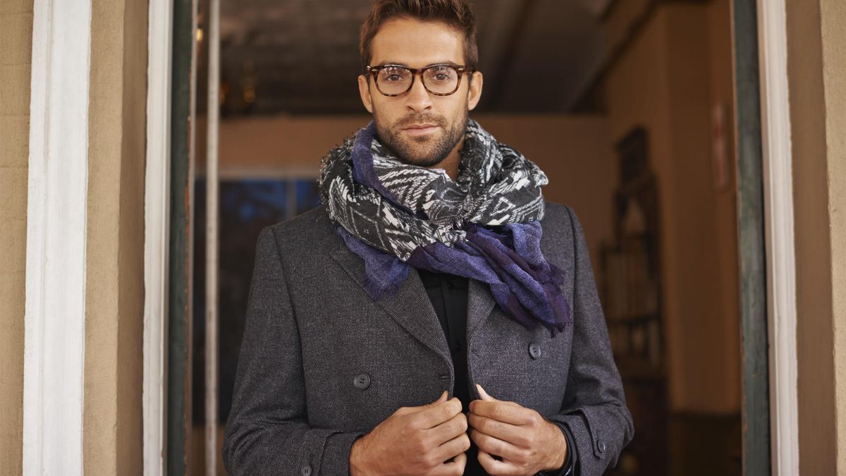 Las maneras correctas de ponerte la bufanda para no pasar frío (y ser elegante)