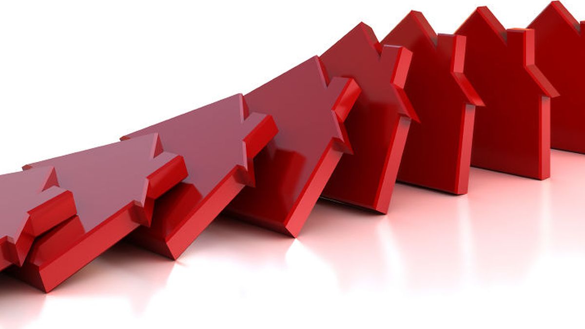 Julio, mal mes para la vivienda: las ventas caen un 8% y los precios, un 14% 