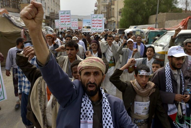 Protesta de musulmanes en Yemen contra Israel. 