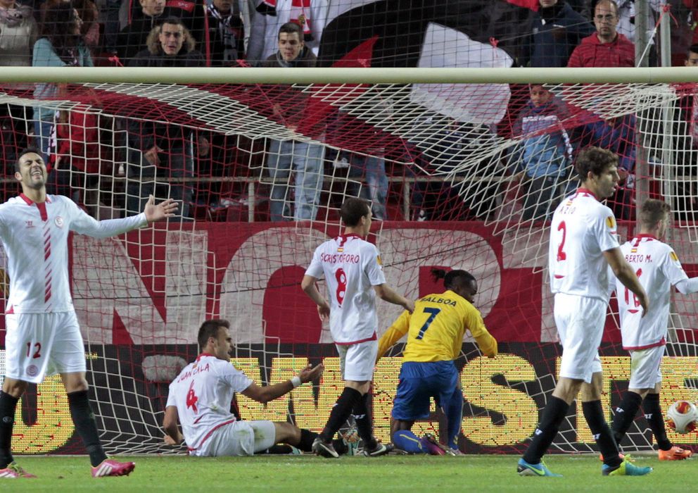 Foto: El Sevilla tropezó en el último momento (Efe). 