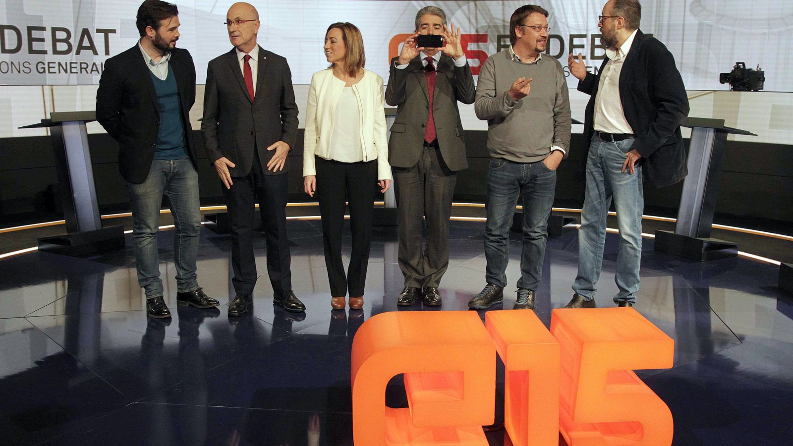 Foto: Debate en TV3 de los candidatos por Barcelona a las elecciones generales. (EFE)