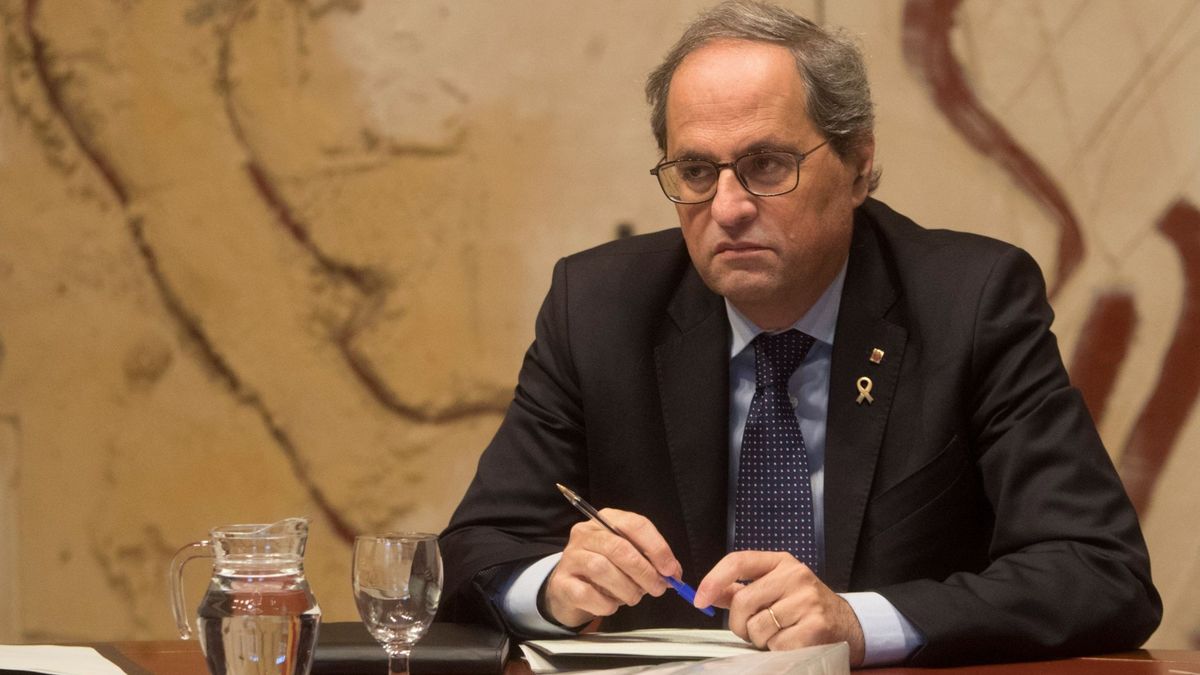 Torra amaga con la Constitución catalana para torpedear las negociaciones de ERC