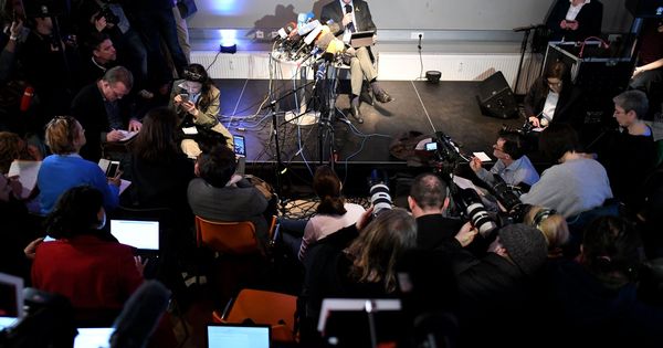 Foto: El expresidente catalán Carles Puigdemont ofrece una rueda de prensa en Berlín. (EFE)