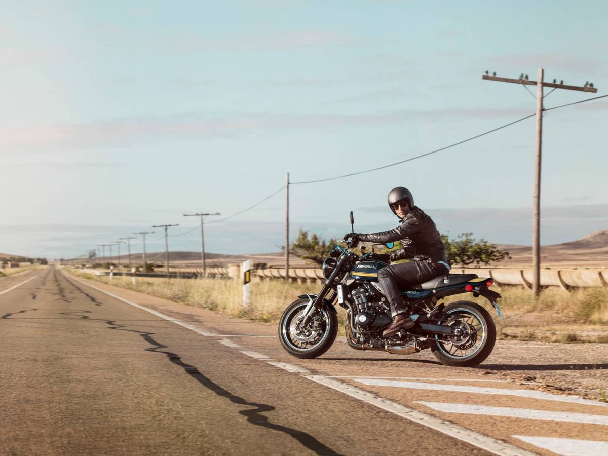 Foto: La Kawasaki Z900RS es un ejemplo perfecto de moto con estilo clásico y tecnología actual.