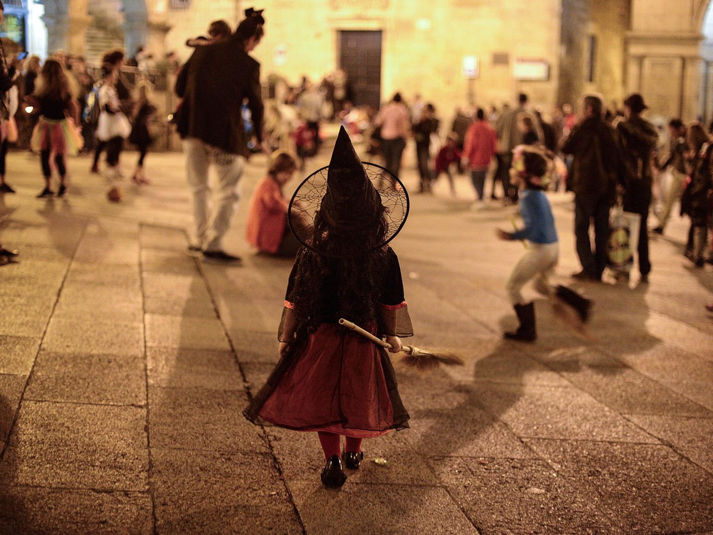 Desfile de Samaín en Ourense en 2014. (EFE)