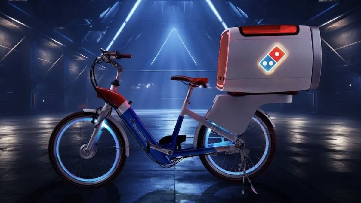 Así es la bicicleta eléctrica con horno que cocina tu pizza mientras está en reparto