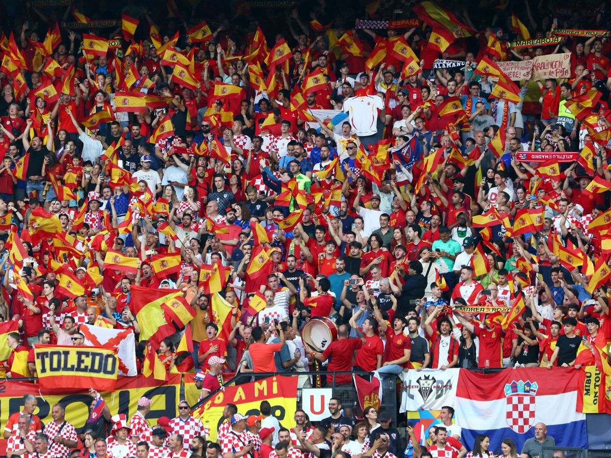Foto: Aunque más de 5.000 españoles presenciaron en la final, había más presencia de croatas en el estadio (Reuters/Yves Herman)