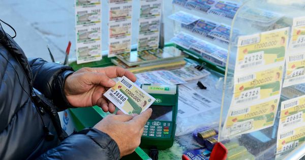 Foto: Vendedor de lotería. (iStock)