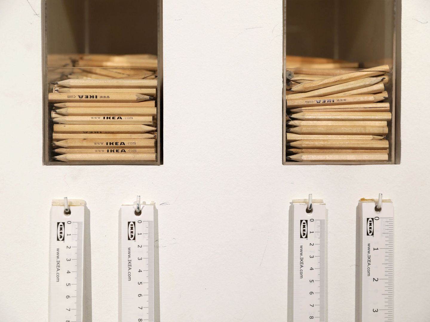 Con los lápiceros desaparecerán también los metros de papel (Reuters/Susana Vera)