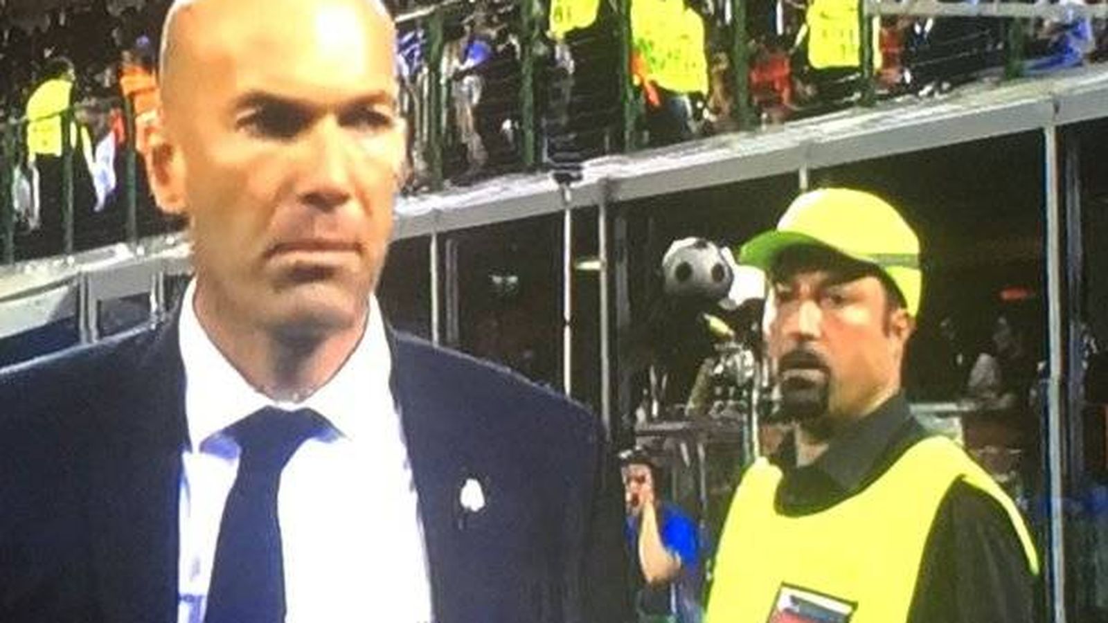Foto: Zidane y el doble de Benítez 