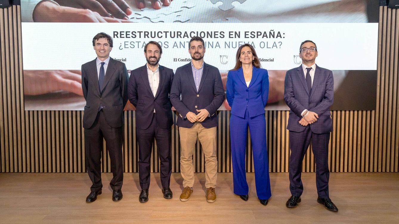 Foto: Mesa redonda 'Reestructuraciones en España: ¿estamos ante una nueva ola?'.
