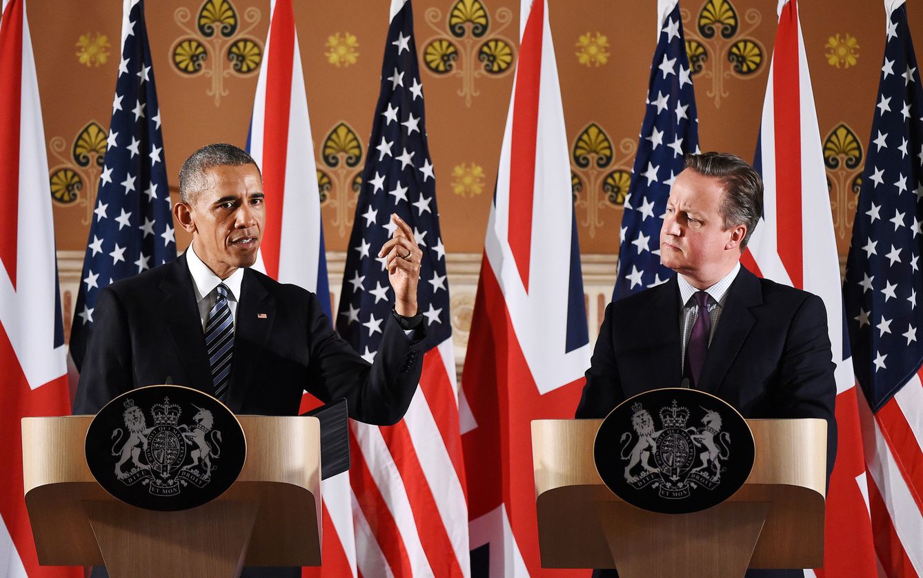 Barack Obama y David Cameron en el Ministerio de Exteriores británico, el 22 de abril de 2016 (Reuters)