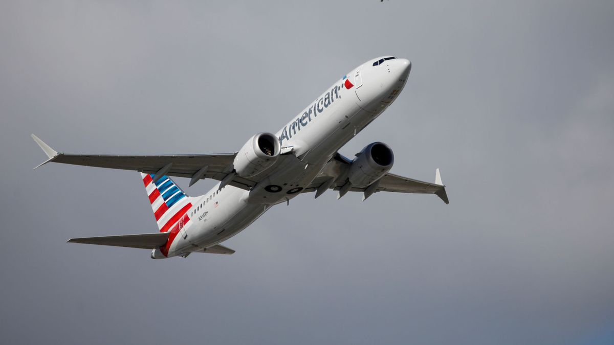 Boeing paraliza 16 aviones 737 MAX por un posible problema eléctrico