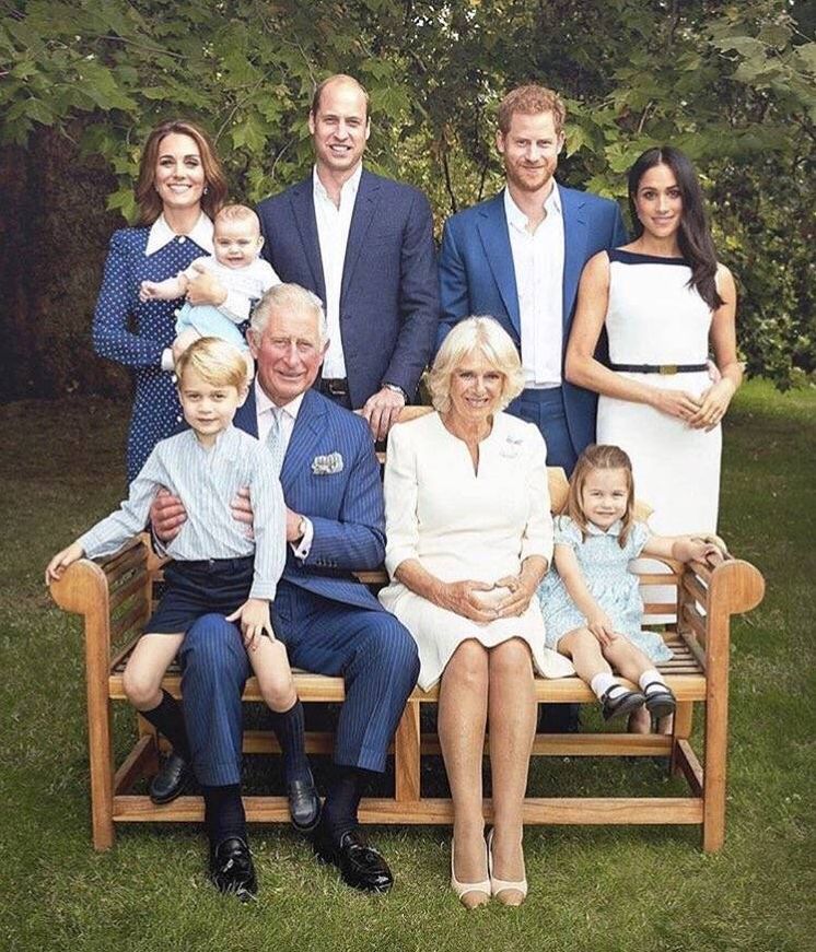 Foto: El príncipe Carlos y familia. (Clarence House)
