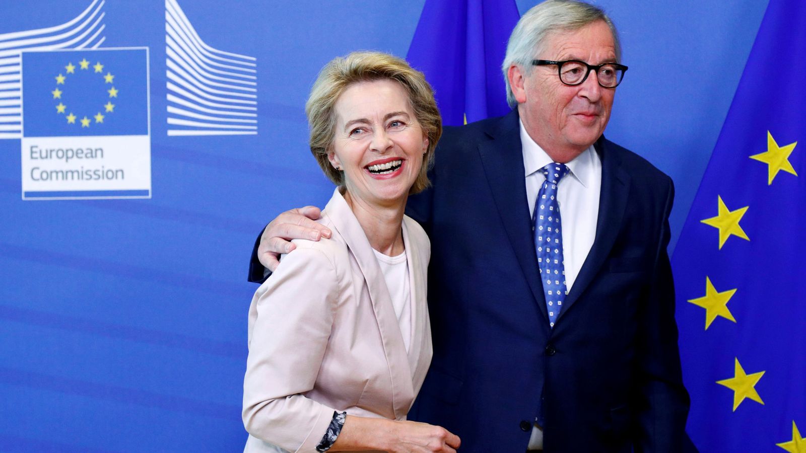 Foto: Von der Leyen junto al actual presidente de la Comisión Europea, Jean-Claude Juncker. (Reuters)