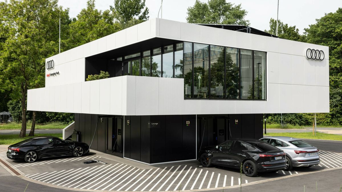Audi seguirá ampliando su red de estaciones Charging Hub, centrándose en tres países