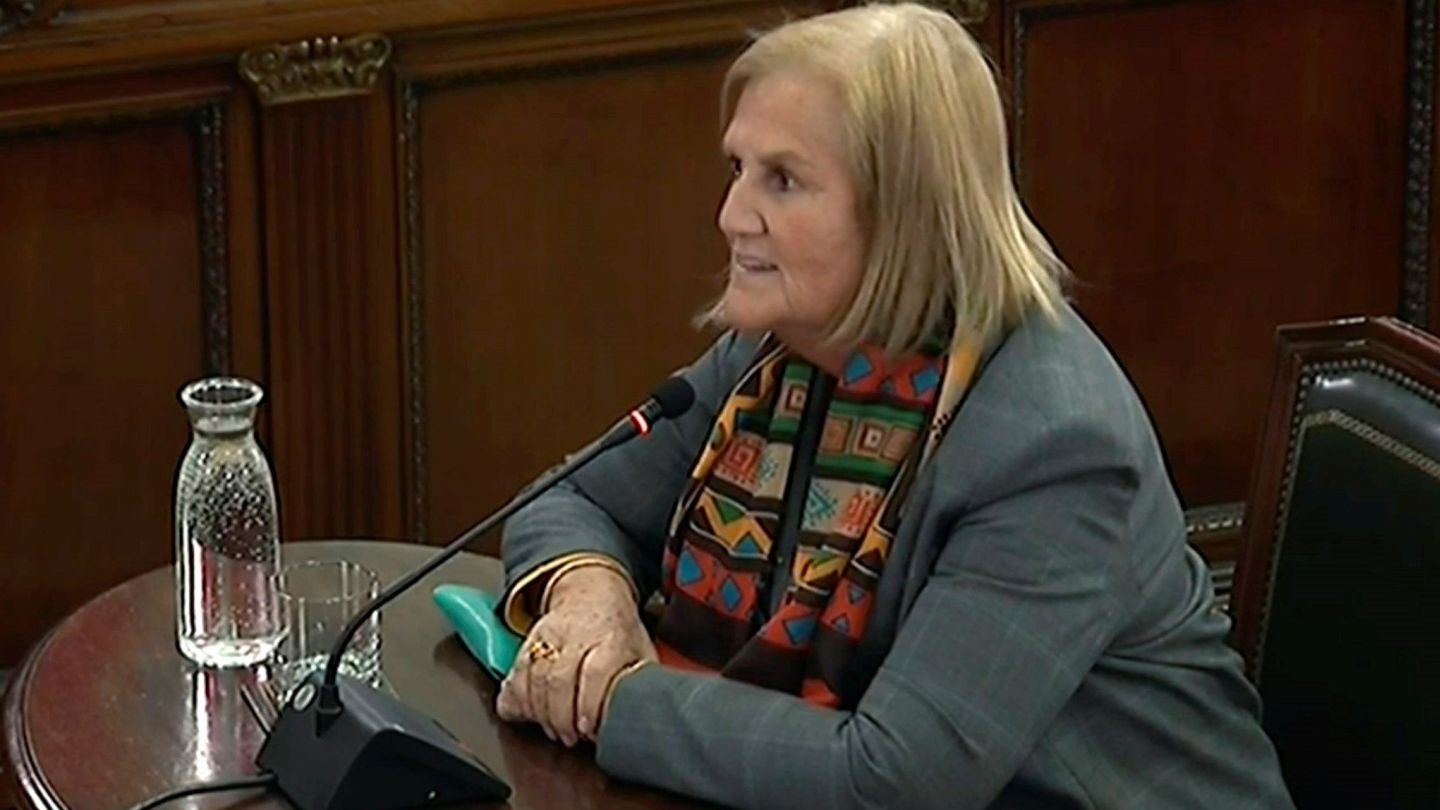 La expresidenta del Parlament Núria de Gispert declarando como testigo en el juicio del 'procés'. (EFE)