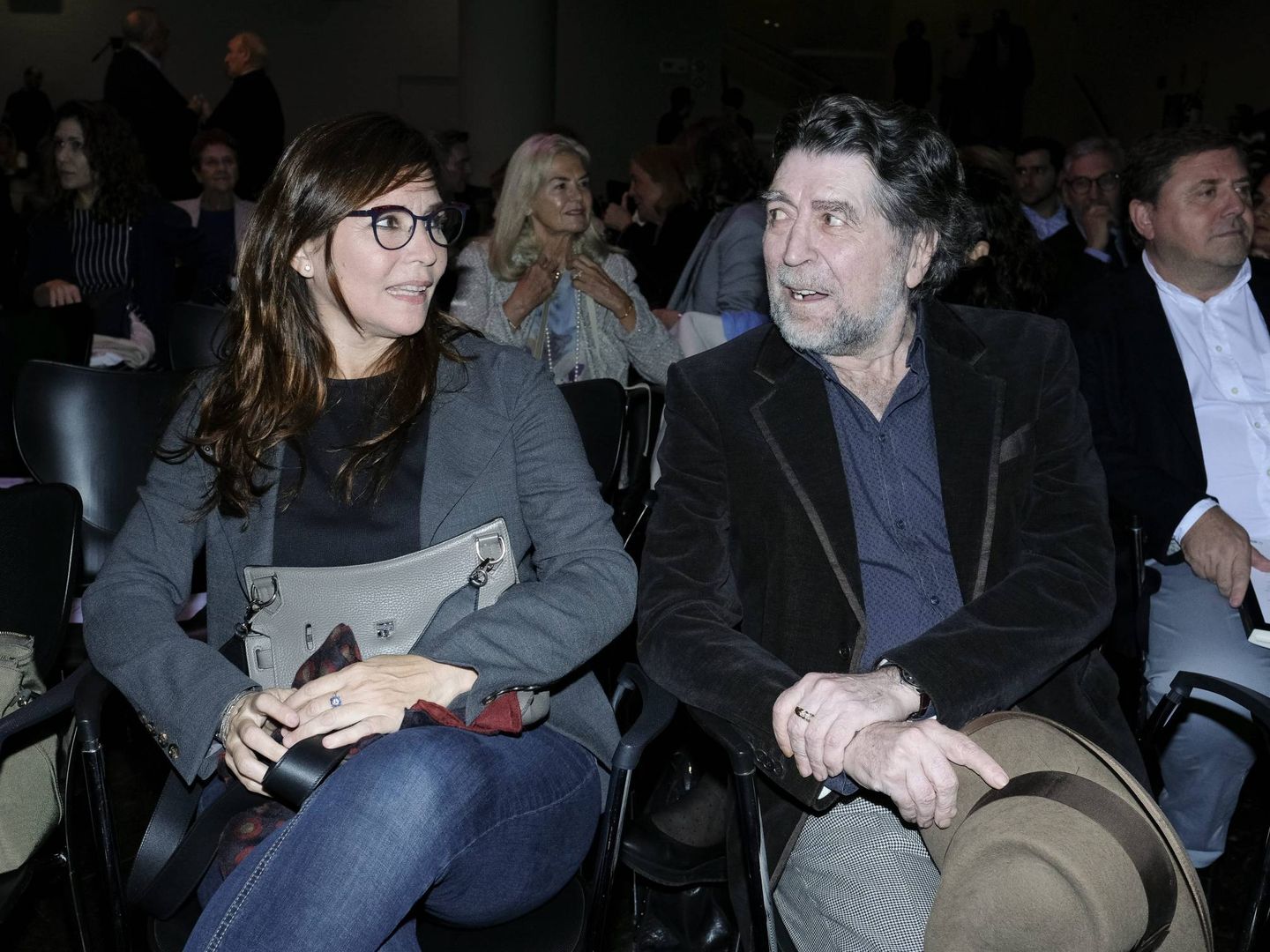 Joaquín Sabina y Jimena Coronado, en un acto literario en Madrid. (Cordon Press)