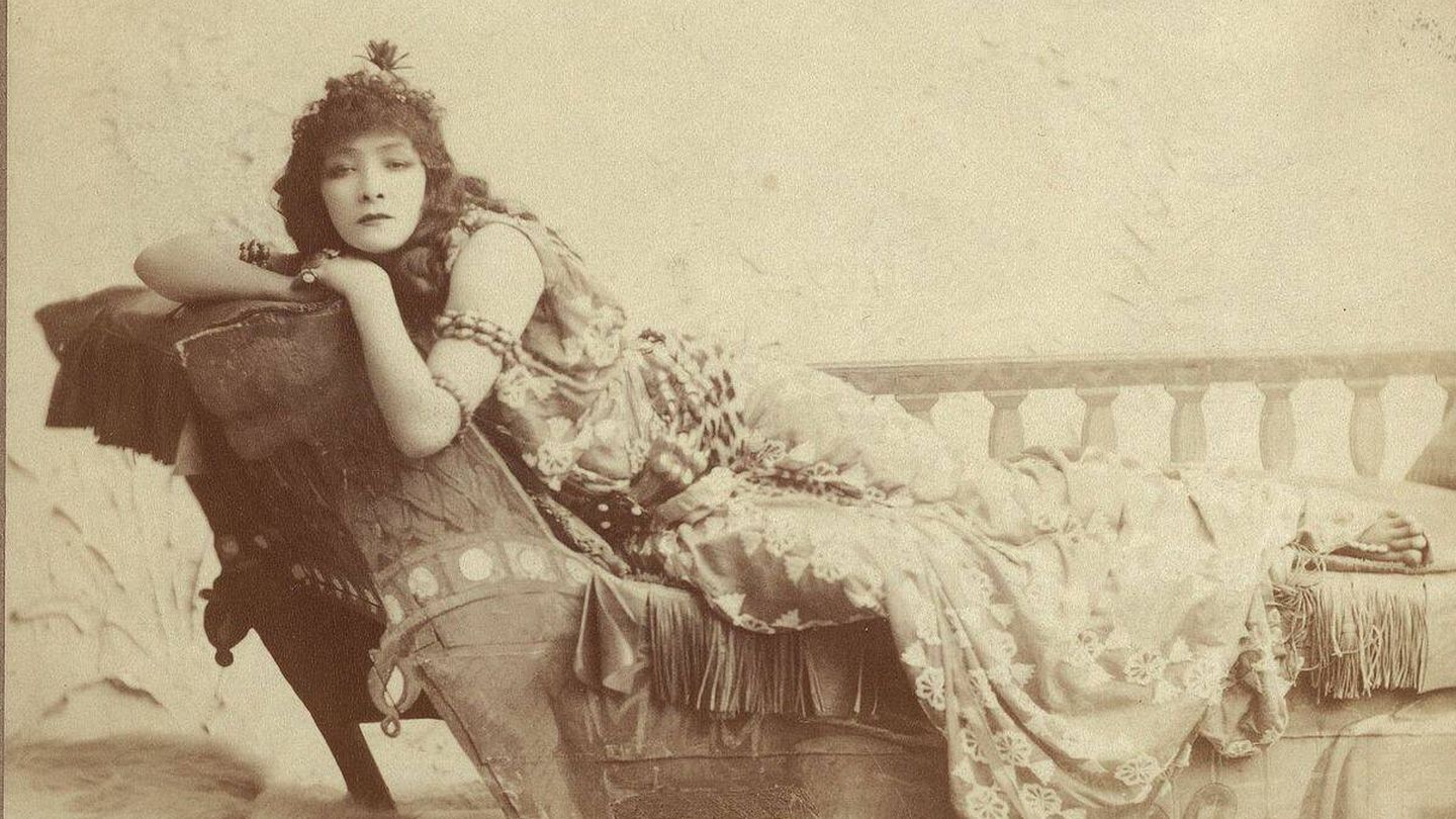 Sarah Bernhardt y otras figuras famosas comenzaron a hablar de los efectos positivos del consumo de esta droga.