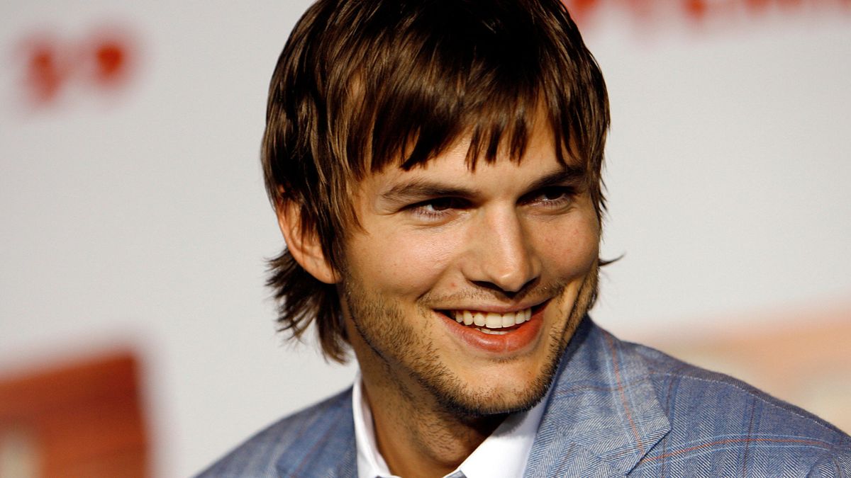Ashton Kutcher habla por fin de Demi Moore y sobre todo de sus hijas