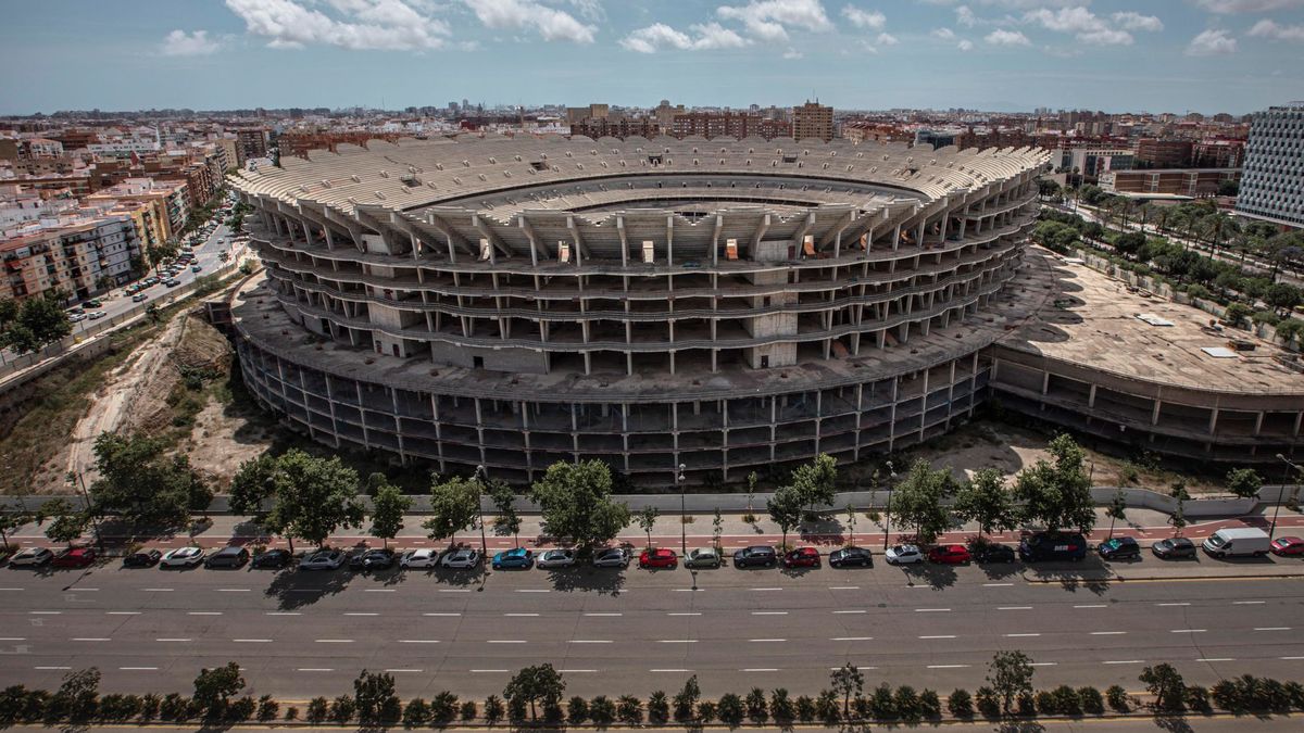 El Valencia garantiza que va a solucionar "todos los problemas" para acabar el nuevo Mestalla