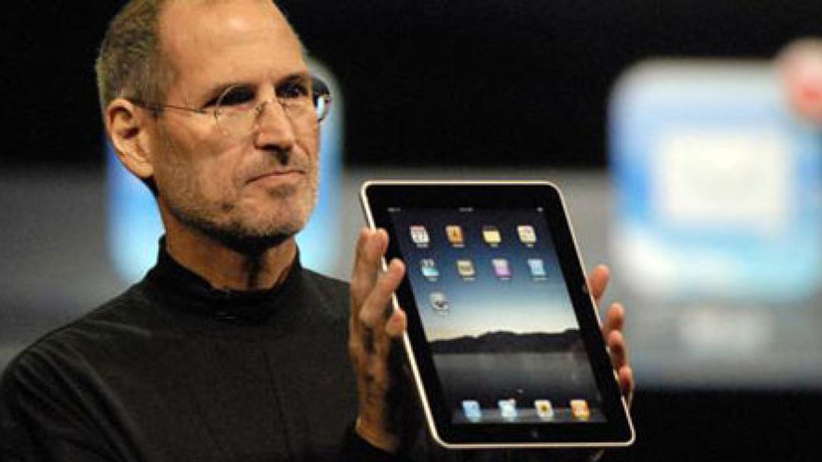 El 'genio' de Apple, Steve Jobs, deja la dirección de la compañía: "El día ha llegado"