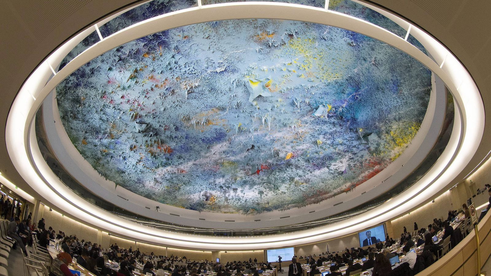 Foto: Vista de la cúpula del artista español Miquel Barceló en la Sala de los Derechos Humanos y la Alianza de las Civilizaciones de la sede de la ONU. (EFE)