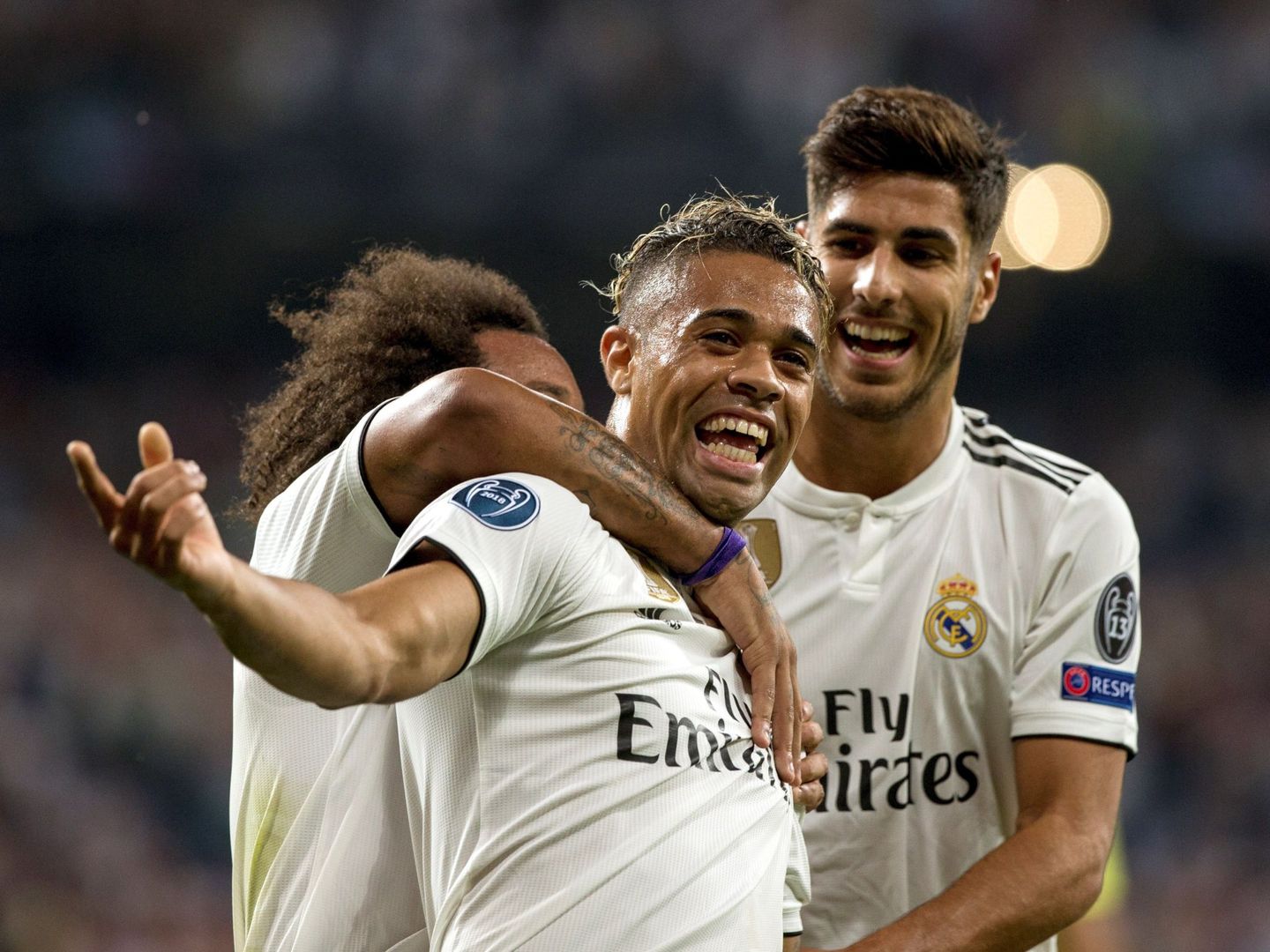 Mariano celebra el único gol, contra la Roma, que lleva en el Real Madrid. (EFE)