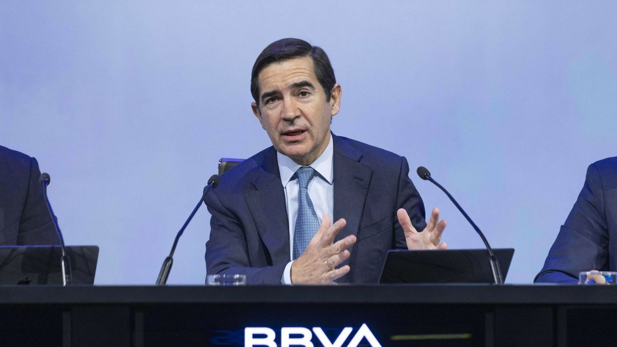 Barclays ve posible que BBVA mejore su oferta por Sabadell si luego vende TSB 